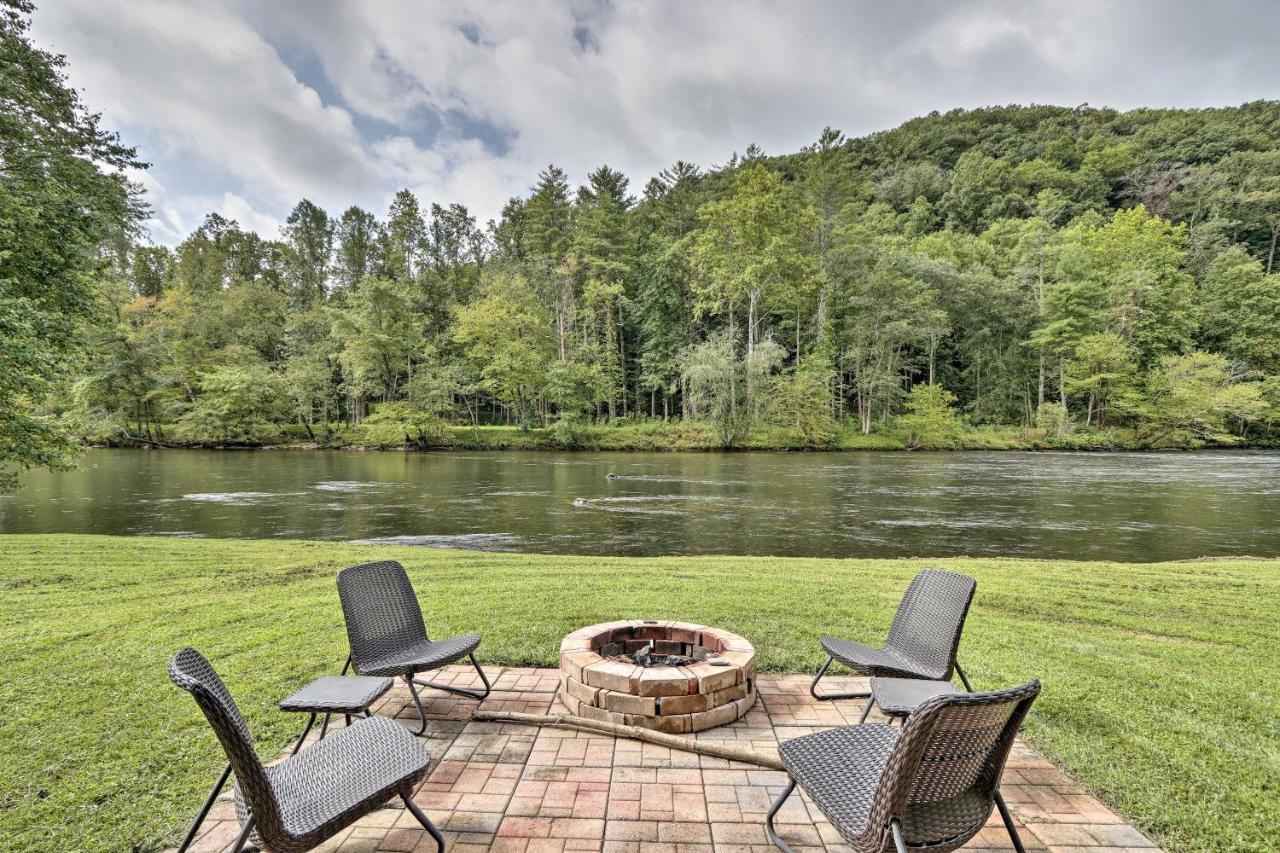 Hayesville Rivers Edge - Ultimate Riverfront Getaway מראה חיצוני תמונה